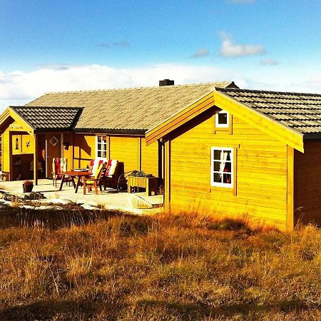 Three-Bedroom Holiday Home In Dyrvik Tuvnes Esterno foto