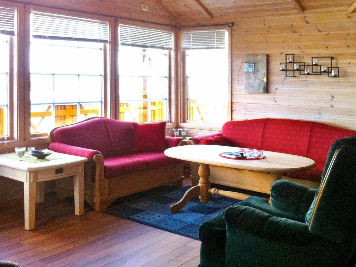 Three-Bedroom Holiday Home In Dyrvik Tuvnes Camera foto