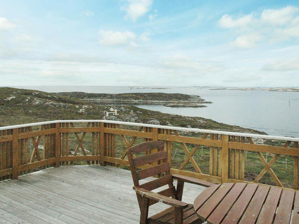 Three-Bedroom Holiday Home In Dyrvik Tuvnes Camera foto